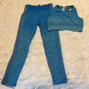 Fabletics Vibrant Blue leggings and top set